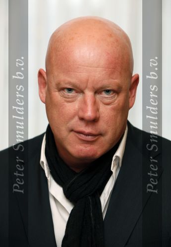 Amsterdam Schiphol 23 november 2009
Presentatie boek Hans Kazan in het Hilton hotel. Frits Wester
Peter Smulders bv