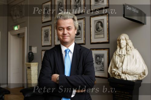 Den Haag 19 november 2009
Karel Hille intervieuwt Geert Wilders op het binnenhof.
Peter Smulders bv