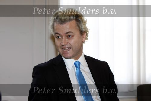Den Haag 19 november 2009
Karel Hille intervieuwt Geert Wilders op het binnenhof.
Peter Smulders bv