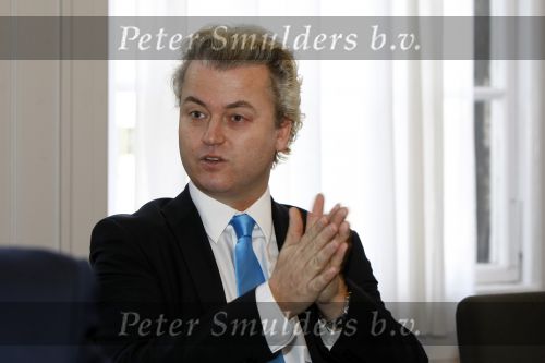 Den Haag 19 november 2009
Karel Hille intervieuwt Geert Wilders op het binnenhof.
Peter Smulders bv