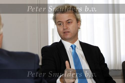 Den Haag 19 november 2009
Karel Hille intervieuwt Geert Wilders op het binnenhof.
Peter Smulders bv
