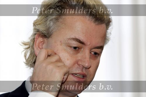 Den Haag 19 november 2009
Karel Hille intervieuwt Geert Wilders op het binnenhof.
Peter Smulders bv