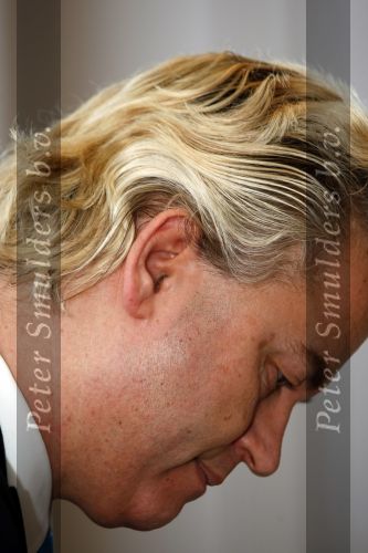 Den Haag 19 november 2009
Karel Hille intervieuwt Geert Wilders op het binnenhof.
Peter Smulders bv