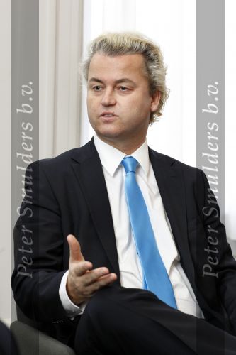 Den Haag 19 november 2009
Karel Hille intervieuwt Geert Wilders op het binnenhof.
Peter Smulders bv