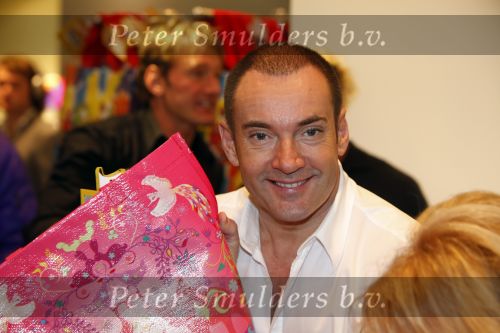 Amsterdam 28 november 2009
Bn ers lopen modeshow en verkopen art bags voor het aids fonds in de bijenkorf. Gerard Joling en Patricia Paay
Peter Smulders bv