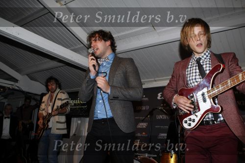 Amsterdam 18 november 2009
Esquire best geklede man van Nederland verkiezing. band Go back to the zoo
Peter Smulders bv