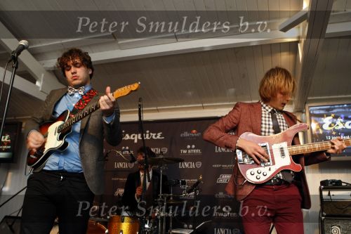 Amsterdam 18 november 2009
Esquire best geklede man van Nederland verkiezing. band Go back to the zoo
Peter Smulders bv