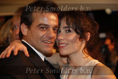 Amsterdam 16 november 2009
Premiere komt een vrouw bij de dochter in Tuschinski. Halina Reijn met vriend
Peter Smulders bv