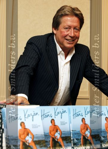 Amsterdam Schiphol 23 november 2009
Presentatie boek Hans Kazan in het Hilton hotel.
Peter Smulders bv