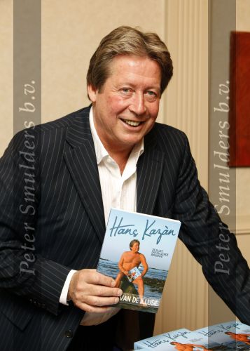 Amsterdam Schiphol 23 november 2009
Presentatie boek Hans Kazan in het Hilton hotel.
Peter Smulders bv