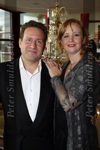 Hoorn 15 november 2009
Premiere Chicago in de schouwburg van Hoorn. Hielke Bierman met vriend
Peter Smulders bv