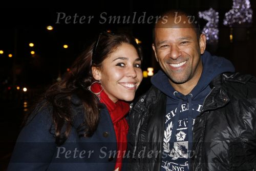 Amsterdam 11 november 2009
Presentatie cd Ellen ten Damme in Paradiso. Hind met vriend
Peter Smulders bv