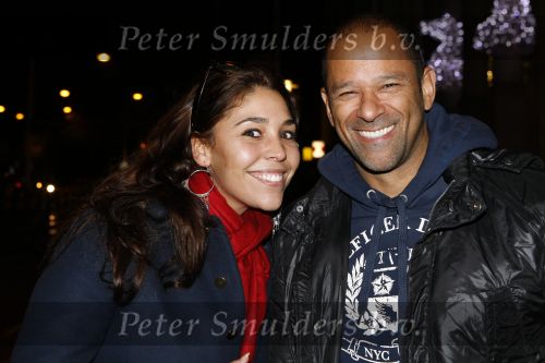 Amsterdam 11 november 2009
Presentatie cd Ellen ten Damme in Paradiso. Hind met vriend
Peter Smulders bv