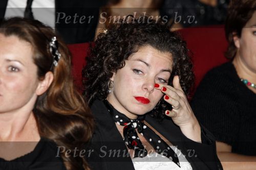 Amsterdam 16 november 2009
Premiere komt een vrouw bij de dochter in Tuschinski. publiek huilend
Peter Smulders bv