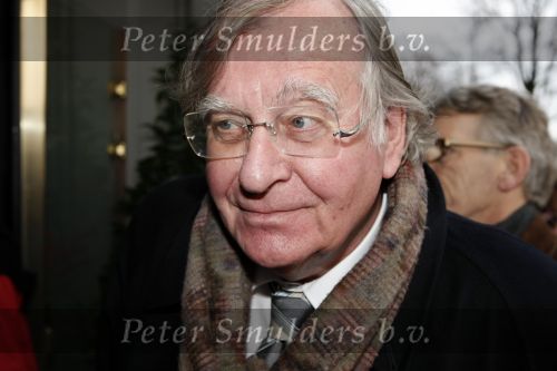 Amsterdam 6 december 2009
Premiere prins Claus in Carre. Koningin Beatrix Prins Constantijn en Prinses Laurentien zijn daarbij aanwezig. Huub Oosterhuis met vrouw
Peter Smulders bv