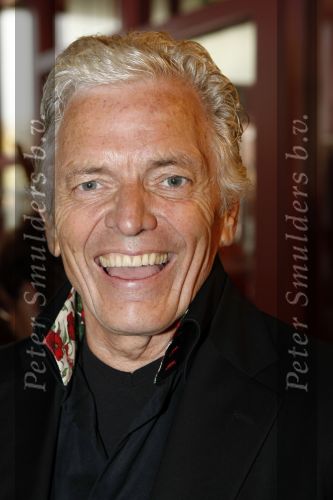 Hoorn 15 november 2009
Premiere Chicago in de schouwburg van Hoorn. Jacques d Ancoan met een vriend
Peter Smulders bv