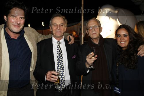 Amsterdam 12 november 2009
Veiling olifanten kunstwerk in de westergasfabriek. Jan Mol met relaties
Peter Smulders bv