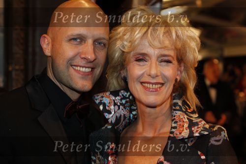 Amsterdam 16 november 2009
Premiere komt een vrouw bij de dochter in Tuschinski.
Jet v d Meij met een vriend
Peter Smulders bv
