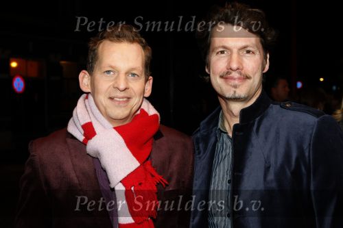 Gouda 7 december 2009
Premiere de gelukkige huisvrouw in schouwburg van Gouda. Joep Onderdelinden en Martin Michel
Peter Smulders bv