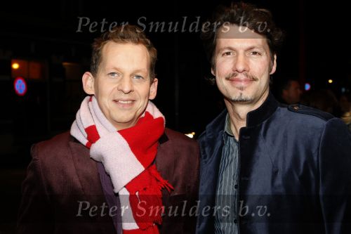 Gouda 7 december 2009
Premiere de gelukkige huisvrouw in schouwburg van Gouda. Joep Onderdelinden en Martin Michel
Peter Smulders bv