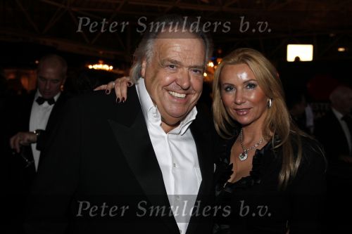 Amsterdam 10 december 2009
VIP avond van de miljonair fair in de RAI. John v Dijk met vriendin
Peter Smulders bv