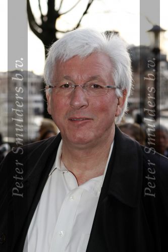 Amsterdam 6 december 2009
Premiere prins Claus in Carre. Koningin Beatrix Prins Constantijn en Prinses Laurentien zijn daarbij aanwezig. Joop Daalmeijer
Peter Smulders bv