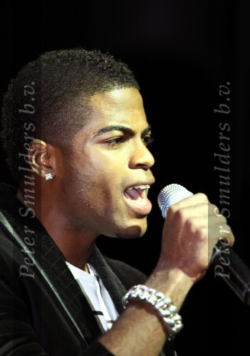 Amsterdam, 17 November 2009
Presentatie Escape van Finalisten Popstras 2009
Joshua Popstars 2009 
Peter Smulders BV