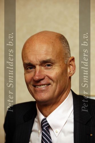 Amsterdam Schiphol 23 november 2009
Presentatie boek Hans Kazan in het Hilton hotel. Jur raatjes
Peter Smulders bv