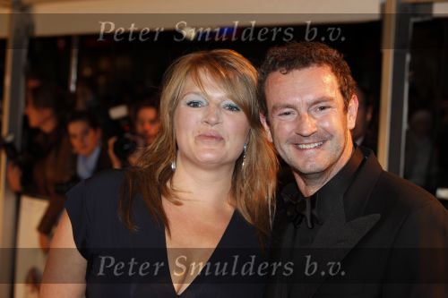 Amsterdam 16 november 2009
Premiere komt een vrouw bij de dochter in Tuschinski. Kluun met zijn vrouw
Peter Smulders bv