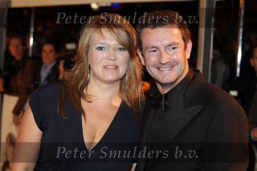 Amsterdam 16 november 2009
Premiere komt een vrouw bij de dochter in Tuschinski. Kluun met zijn vrouw
Peter Smulders bv