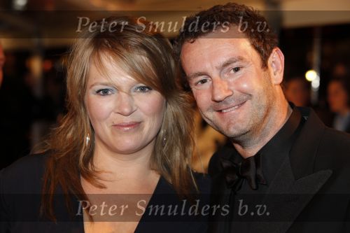 Amsterdam 16 november 2009
Premiere komt een vrouw bij de dochter in Tuschinski. Kluun met zijn vrouw
Peter Smulders bv