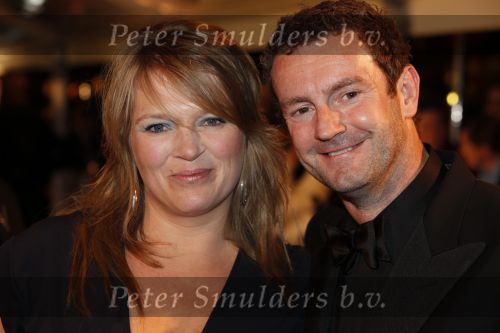 Amsterdam 16 november 2009
Premiere komt een vrouw bij de dochter in Tuschinski. Kluun met zijn vrouw
Peter Smulders bv