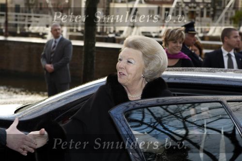 Amsterdam 6 december 2009
Premiere prins Claus in Carre. Koningin Beatrix Prins Constantijn en Prinses Laurentien zijn daarbij aanwezig.
Peter Smulders bv