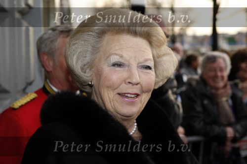 Amsterdam 6 december 2009
Premiere prins Claus in Carre. Koningin Beatrix Prins Constantijn en Prinses Laurentien zijn daarbij aanwezig.
Peter Smulders bv
