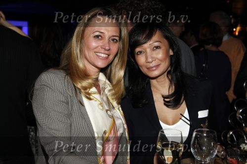 Amsterdam 25 november 2009
Opening grand cafe Players in amsterdam. Maureen met een vriendin
Peter Smulders bv