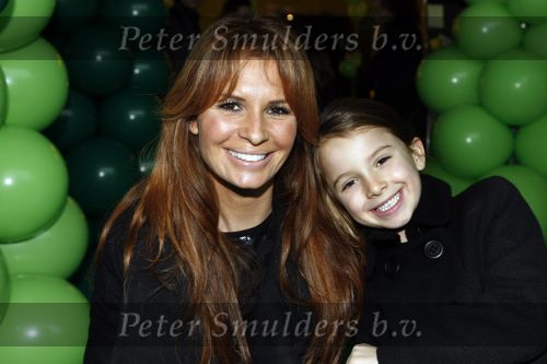 Amsterdam 28 november 2009
Premiere Arthur in pathe Arena. Marco en Leontine Borsato met hun kinderen Luca Senna en Jada
Peter Smulders bv