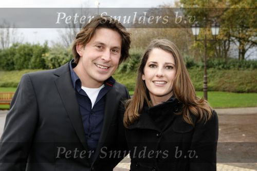 Kaatsheuvel 29 november 2009
Presentatie CD Sound of music in het efteling theater. Lodewijk Hoekstra met zijn vriendin Kristel Reijnhout
Peter Smulders bv