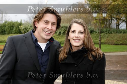 Kaatsheuvel 29 november 2009
Presentatie CD Sound of music in het efteling theater. Lodewijk Hoekstra met zijn vriendin Kristel Reijnhout
Peter Smulders bv