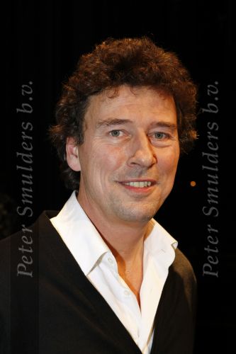 Gouda 7 december 2009
Premiere de gelukkige huisvrouw in het theater van Gouda.
De acteurs zijn Isa Hoes Marc Klein Essink Ruben Lursen Anne Lamsvelt en Marie Louise Stheins.
Peter Smulders bv