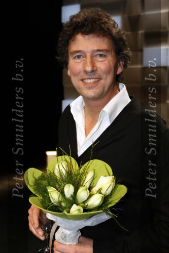 Gouda 7 december 2009
Premiere de gelukkige huisvrouw in het theater van Gouda.
De acteurs zijn Isa Hoes Marc Klein Essink Ruben Lursen Anne Lamsvelt en Marie Louise Stheins.
Peter Smulders bv