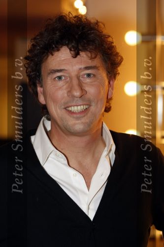 Hilversum 19 november 2009
Presentatie de gelukkige huisvrouw in het gooiland theater.
acteurs zij Isa Hoes Marc Klein Essink Ruben Lursen Anne Lamsvelt en Marie Louise Stheins.
Peter Smulders bv