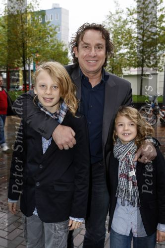 Amsterdam 28 november 2009
Premiere Arthur in pathe Arena.
Peter Smulders bv