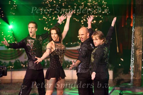 Helmond, 11 November 2009
Kestrscircus Renz met diverse BN-ers in aktie
Marjolein Keuning met Ferry Somogyi en Peter Post
Foto Peter Smulders