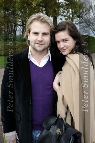 Kaatsheuvel 29 november 2009
Presentatie CD Sound of music in het efteling theater. Marly v d Velden met vriend
Peter Smulders bv
