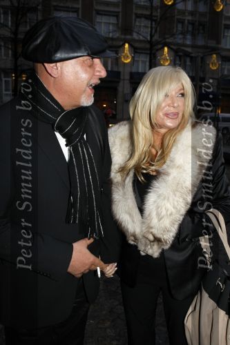 Amsterdam 9 december 2009
Presentatie Playboy met daarin Patricia Paay in Majestic. Mary Borsato met een vriend
Peter Smulders bv