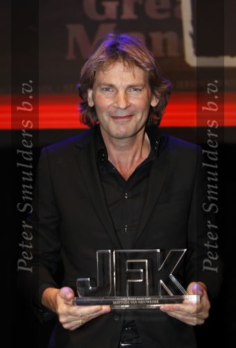 Amsterdam 21 november 2009
Gala van JFK waar de nederlander van het jaar gekozen wordt in de passenger terminal. Matthijs v Nieuwkerk
Peter Smulders bv
