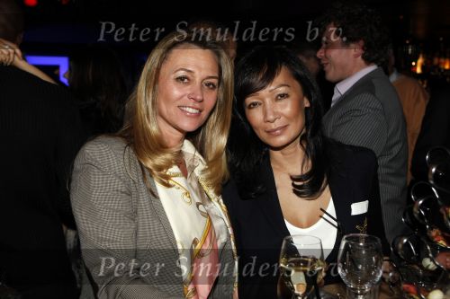 Amsterdam 25 november 2009
Opening grand cafe Players in amsterdam. Maureen met een vriendin
Peter Smulders bv