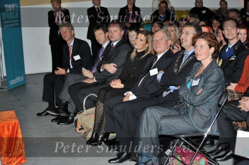 Rotterdam 3 december 2009
Prinses Maxima op bezoek in het Hilton in Rotterdam. Burgemeester Aboutaleb was ook aanwezig.
Peter Smulders bv