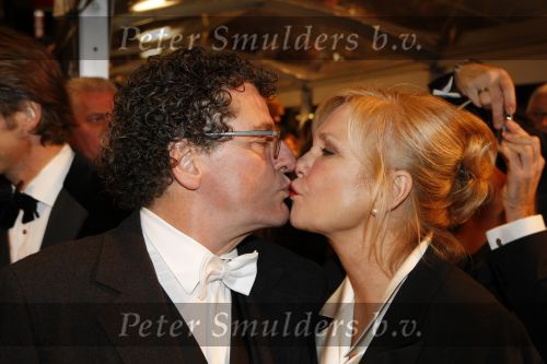 Amsterdam 16 november 2009
Premiere komt een vrouw bij de dochter in Tuschinski. Monique v d Ven en Edwin de Vries
Peter Smulders bv