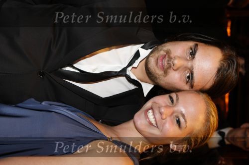 Amsterdam 16 november 2009
Premiere komt een vrouw bij de dochter in Tuschinski. Nicolette Kluijver met vriend
Peter Smulders bv